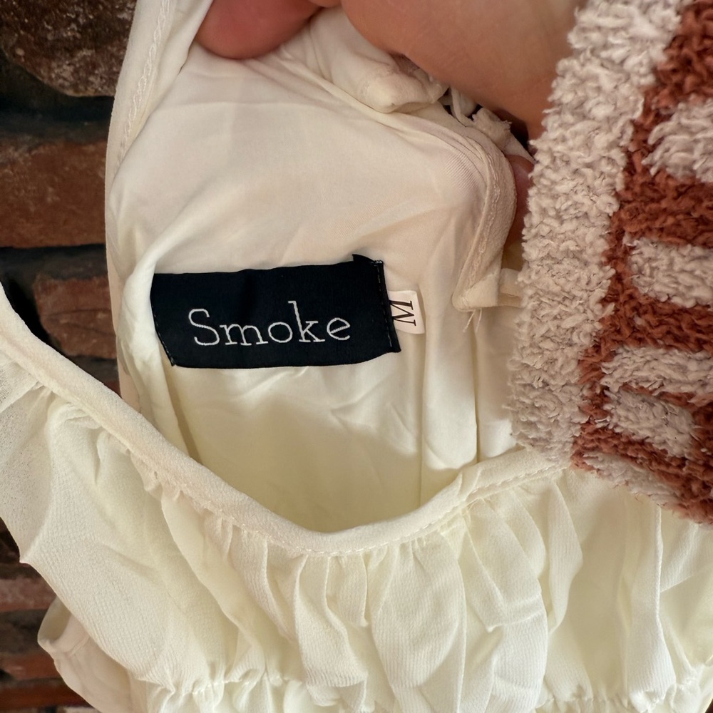 🛍️🛍️Ruffled cream dress - Picture 2 of 4